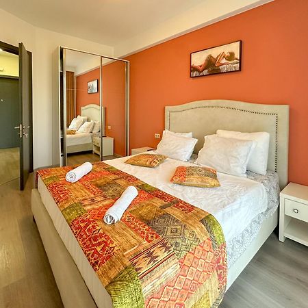 Apartments With View Тбилиси Екстериор снимка