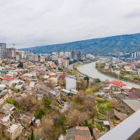 Apartments With View Тбилиси Екстериор снимка