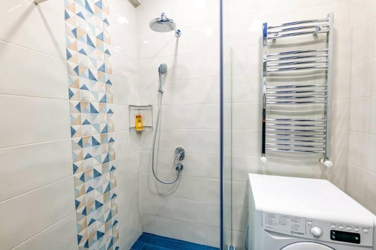 Apartments With View Тбилиси Екстериор снимка